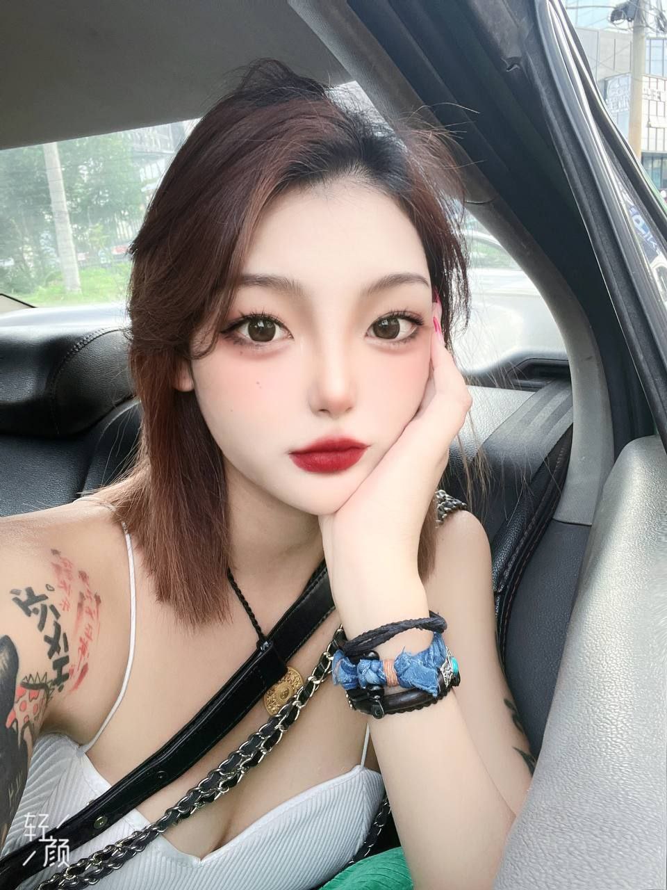 欧美人成国产综合亚洲
