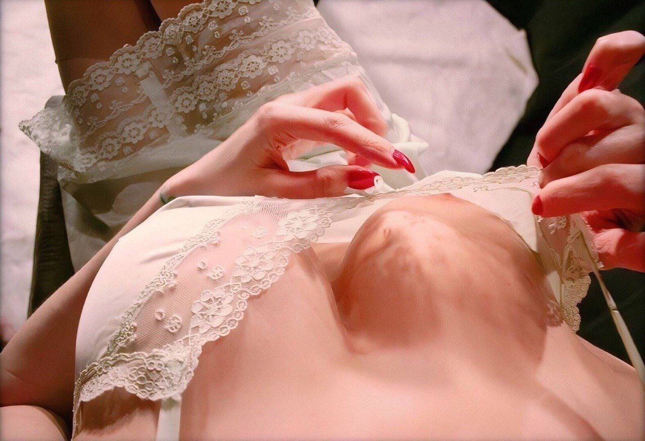 男女一边摸边做边爱的视频 男女一边摸边做边爱的视频